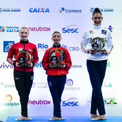 Fernanda Heinemann, Luiza Traspadini, Julia Castro, ginástica rítmica