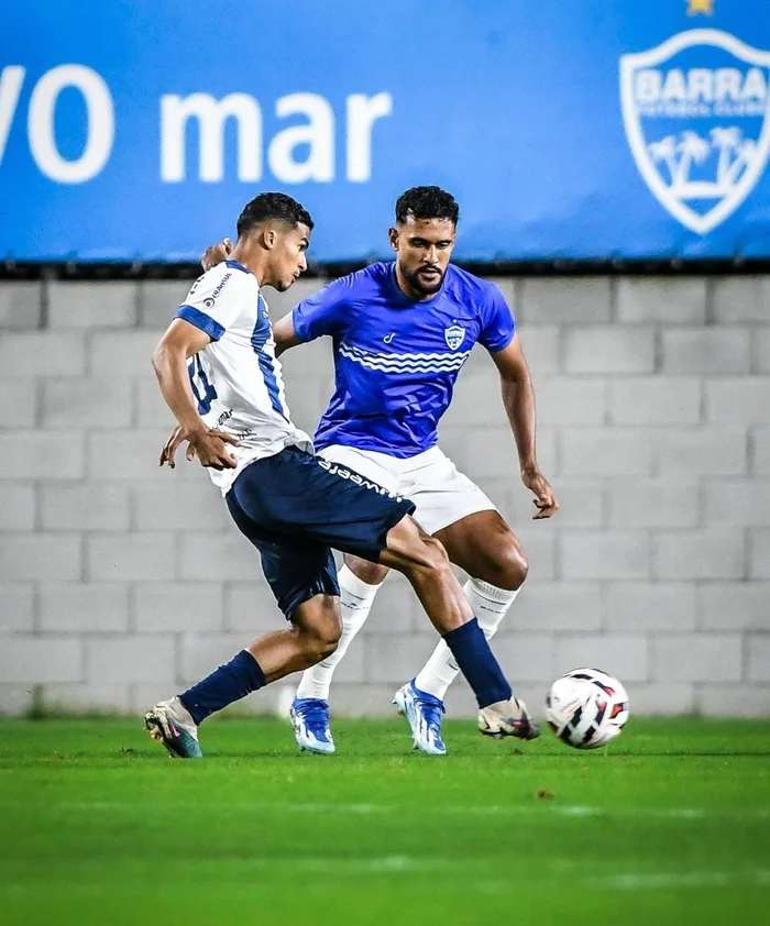 Tiago Winter / Barra FC Tiago Winter / Barra FC