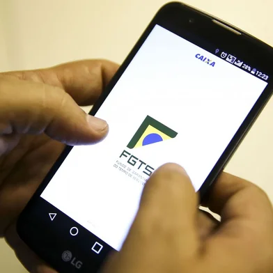Aplicativo Caixa Econômica Federal- FGTS.