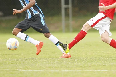 ELDORADO DO SUL, RS, BRASIL - Lance do clássico Gre-Nal da final do Gauchão Sub-17 no CT Hélio Dourado, do Grêmio. O Grêmio venceu o Inter por 5 a 1. (FOTO: RODRIGO FATTURI/GRÊMIO/DIVULGAÇÃO)<!-- NICAID(11790904) -->