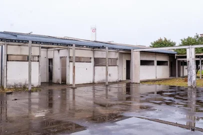 Obras retomadas na Escola Municipal de Educação Infantil Jardim Leopoldina II , localizada no bairro Jardim Leopoldina.<!-- NICAID(16302849) -->