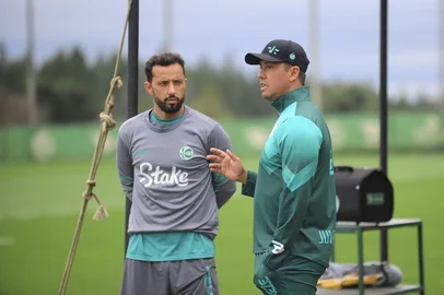 CAXIAS DO SUL, RS, BRASIL. 06-08-2025. O técnico Thiago Carpini retornou ao Juventude e comandou o seu primeiro treino no CT do clube.<!-- NICAID(16095839) -->