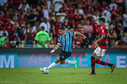 Gremio x FlamengoFlamengo vs Grêmio pelo Brasileiro Série A 2023 - Foto: Lucas Uebel/Grêmio FBPA/DivulgaçãoEditoria: SPOLocal: Rio de JaneiroIndexador: Lucas UebelSecao: futebolFonte: Gremio.netFotógrafo: Gremio x Flamengo<!-- NICAID(15453531) -->