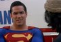Dean Cain, o Super-Homem de "Lois & Clark", critica anúncio de versão bissexual do herói