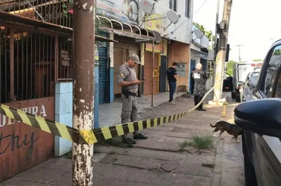 Homem é condenado a 29 anos por matar companheira a facadas e decapitá-la em Viamão<!-- NICAID(16303167) -->