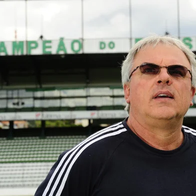 CAXIAS DO SUL, RS, BRASIL, 19/12/2011. Presidente do Esporte Clube Juventude, Milton Scola, em entrevista para avaliar seus dois anos a frente da entidade. (Porthus Junior/Pioneiro)<!-- NICAID(7784399) -->