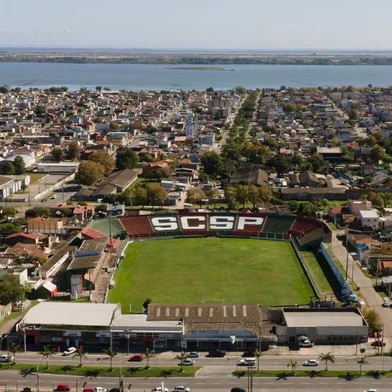 estádio aldo dapuzzo, do são paulo-rg, em rio grande<!-- NICAID(14763158) -->
