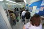 Por causa da greve nacional dos bancários, que chega hoje ao sétimo dia, as lotéricas se preparam para uma semana de muita movimentação, em função dos pagamentos programados para os primeiros dias do mês. Calcula-se que desde o início da greve a demanda tenha crescido em torno de 25% a 30% entre pagamentos, saques e outros serviços.<!-- NICAID(7541769) -->