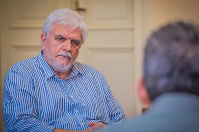 Clóvis MagalhãesEx-secretário de Gestão de Poro Alegre<!-- NICAID(15202434) -->