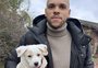 Braithwaite adota cachorrinha resgatada das enchentes na Ilha das Flores; veja fotos