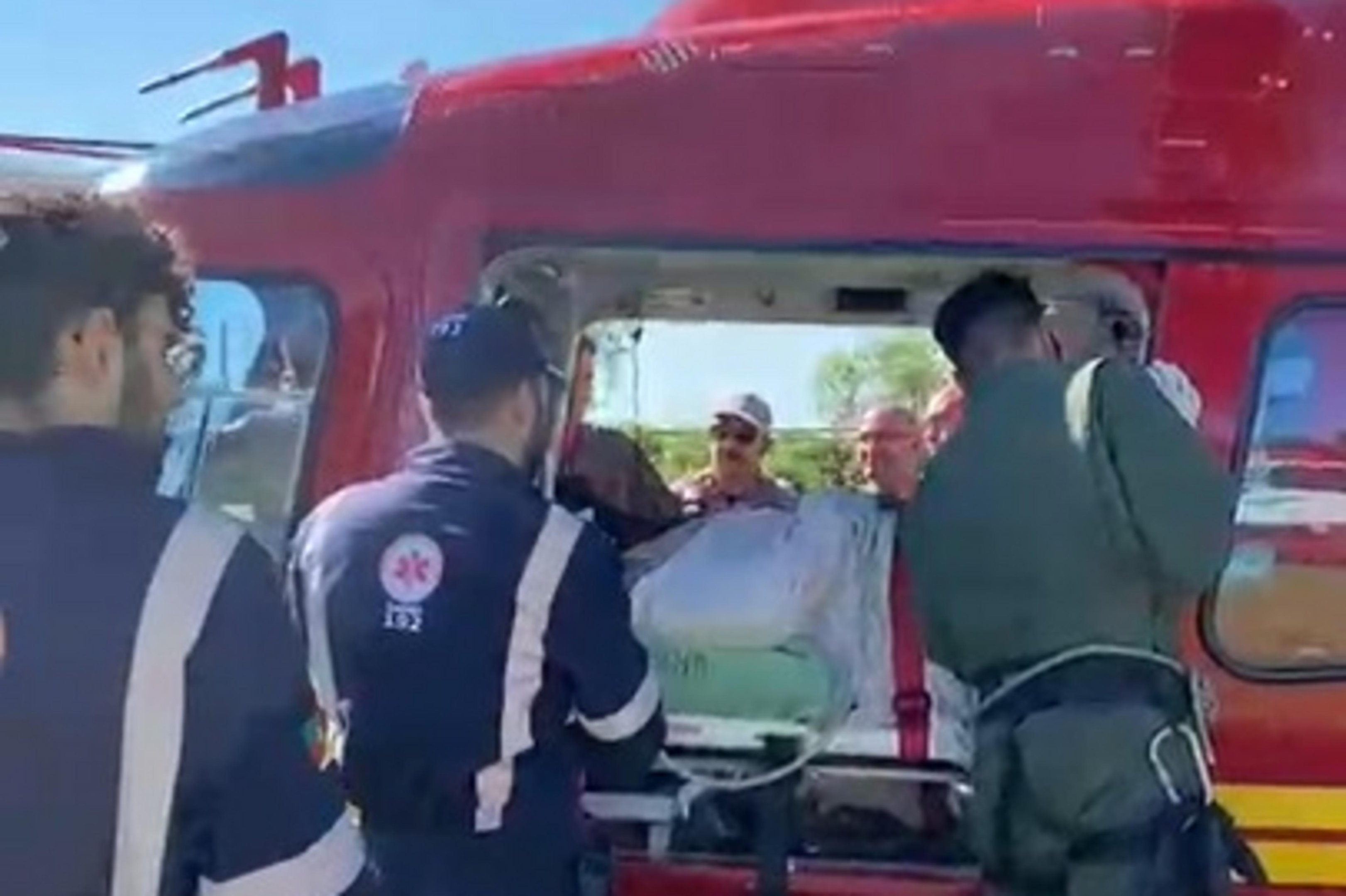 Bombeiro ferido em explos&atilde;o na Fronteira Oeste &eacute; transferido para Porto Alegre