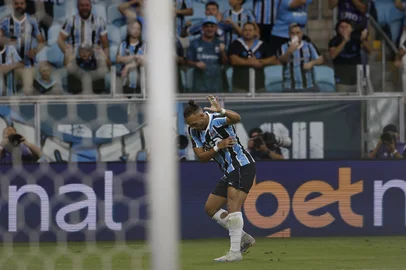 GAUCHÃO  PORTO ALEGRE, RS, BRASIL, 22-02-2025 - Grêmio e Juventude se enfrentam pelo jogo de ida da semifinal do Campeonato Gaúcho 2025, na Arena, em Porto Alegre. Braithwaite. Foto: Mateus Bruxel / Agência RBS<!-- NICAID(15982074) -->