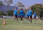 Grêmio dá início a treinos em São Paulo, mas só terá grupo completo na segunda-feira