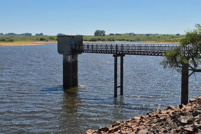 Prefeitura de Bagé anuncia racionamento de água a partir desta terça-feira (2/2/2026)<!-- NICAID(16216755) -->