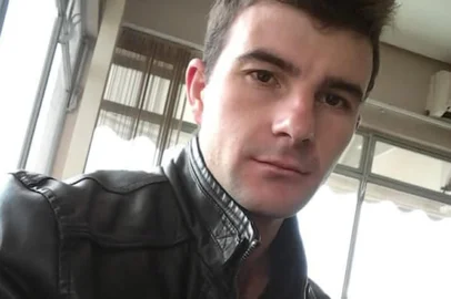 "Sempre tinha uma história para contar": quem era o motorista que morreu em acidente no Trevo da Caravela<!-- NICAID(16024556) -->