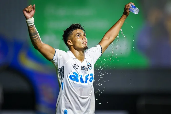 Lucas Uebel / Grêmio/Divulgação Lucas Uebel / Grêmio/Divulgação