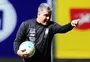"Estamos vivos no game": Técnico do Caxias dá pistas do time, mas mantém mistério para decisão na reta final da Série C