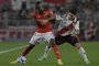 Internacional's Ecuadorian forward Enner Valencia (L) and River Plate's defender Milton Casco fight for the ball during the Copa Libertadores round of 16 first leg football match between Argentina's River Plate and Brazil's Internacional at the Mas Monumental stadium in Buenos Aires, on August 1, 2023. (Photo by JUAN MABROMATA / AFP)Editoria: SPOLocal: Buenos AiresIndexador: JUAN MABROMATASecao: soccerFonte: AFPFotógrafo: STF<!-- NICAID(15498320) -->