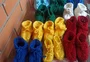 Blogueiras gaúchas criam projeto que confecciona e doa sapatos para bebês: "Uma maneira de retribuir e agradecer pelo que temos"
