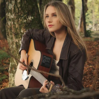 Jovem cantora Bibiana Demore, de Caxias do Sul, lança sua primeira música autoral em agosto<!-- NICAID(16080159) -->