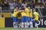 Brazil's Philippe Coutinho celebrates with teammates after scoring against Paraguay during the South American qualification football match for the FIFA World Cup Qatar 2022 at the Mineirao stadium in Belo Horizonte, Brazil, on February 1, 2022. (Photo by DOUGLAS MAGNO / AFP)Editoria: SPOLocal: Belo HorizonteIndexador: DOUGLAS MAGNOSecao: soccerFonte: AFPFotógrafo: STR<!-- NICAID(15004606) -->