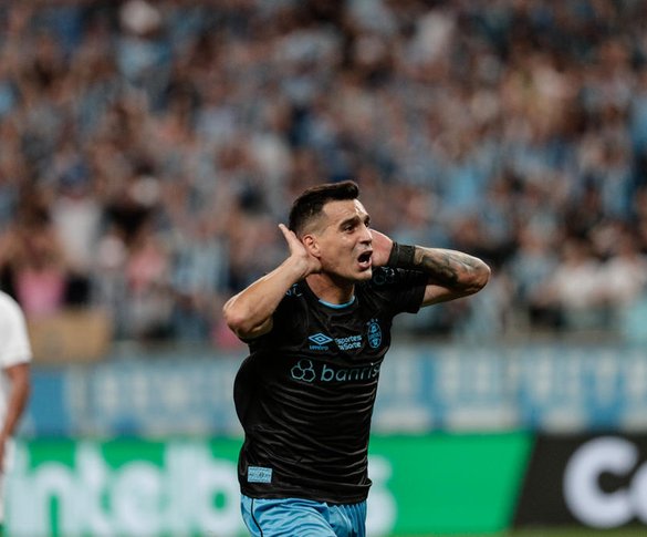 PORTO ALEGRE, RS, BRASIL - 2023.11.30 - Grêmio x Goiás, na Arena - Foto: André Ávila/Agência RBS<!-- NICAID(15613717) -->