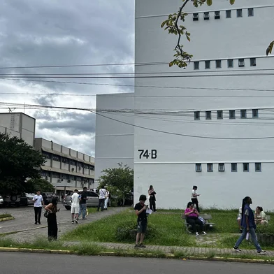 um dos prédios de prova, no Centro das Ciências Sociais do campus sede da UFSM<!-- NICAID(16201728) -->