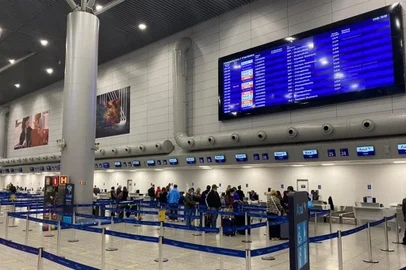 Neblina afeta aeroporto Salgado Filho<!-- NICAID(15102887) -->