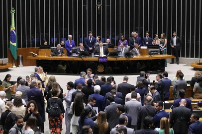 BRASÍLIA, DF, BRASIL - 30/04/2026 - O Congresso Nacional derrubou, nesta quinta-feira (30), o veto do presidente Luiz Inácio Lula da Silva ao PL da Dosimetria. A lei reduz as penas impostas aos condenados por envolvimento nos atos golpistas e beneficia o ex-presidente Jair Bolsonaro, condenado a 27 anos e três meses de prisão (Foto: Kayo Magalhaes/Câmara dos Deputados)<!-- NICAID(16276545) -->