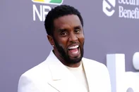 2022 Billboard Music Awards - ArrivalsUS producer-musician Sean "Diddy" Combs attends the 2022 Billboard Music Awards at the MGM Grand Garden Arena in Las Vegas, Nevada, May 15, 2022. (Photo by Maria Alejandra CARDONA / AFP)Editoria: ACELocal: Las VegasIndexador: MARIA ALEJANDRA CARDONASecao: musicFonte: AFPFotógrafo: STR<!-- NICAID(15879124) -->