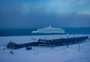 FOTOS: grande iceberg aparece em frente à estação de pesquisas brasileira na Antártica 