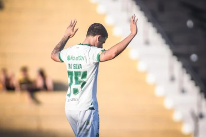 Novorizontino x Juventude pela 21ª rodada da Série B 2026. Jogo em Novo Horizonte (SP)<!-- NICAID(16343117) -->