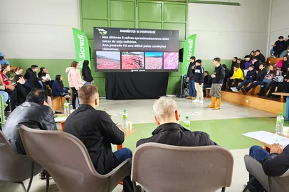 Apresentação do programa Jovem no Agro do Sicredi Passo Fundo<!-- NICAID(16068634) -->