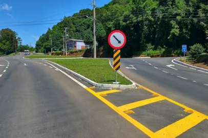Obras de novas rotatórias na RS-235, em Nova Petrópolis e Canela, estão em fase de conclusão.<!-- NICAID(15904702) -->