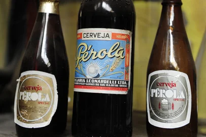 Cerveja Leonardelli.  O empresário João Carlos Leonardelli fala sobre a fábrica caxiense de cerveja Leonardelli e produtos como a cerveja Pérola. Na foto,<!-- NICAID(7864757) -->
