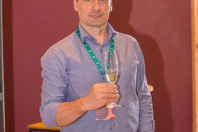 O produtor rural Luciano Rebellatto, de Garibaldi, foi reeleito presidente do Instituto de Gestão, Planejamento e Desenvolvimento da Vitivinicultura do Estado do Rio Grande do Sul (Consevitis-RS) para a gestão 2024-2026.<!-- NICAID(15726547) -->