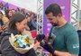 Maratona de Porto Alegre tem pedido de casamento surpresa na linha de chegada; assista ao vídeo
