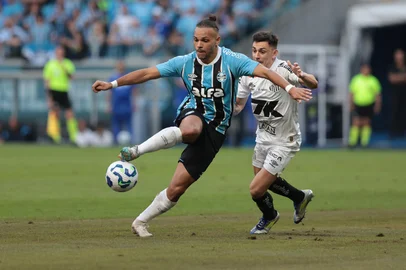 04.05.2025, PORTO ALEGRE, RS, Brasil:Grêmio x Santos, sétima rodada do Brasileirão 2025. Braithwaite. Fotos: Duda Fortes/Agencia RBSIndexador: Andre Avila<!-- NICAID(16029665) -->