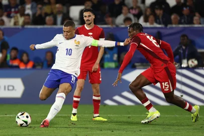 Mbappé, futebol, França