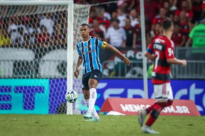 Gremio x FlamengoFlamengo vs Grêmio pelo Brasileiro Série A 2023 - Foto: Lucas Uebel/Grêmio FBPA/DivulgaçãoEditoria: SPOLocal: Rio de JaneiroIndexador: Lucas UebelSecao: futebolFonte: Gremio.netFotógrafo: Gremio x Flamengo<!-- NICAID(15453544) -->