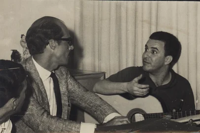 João Gilberto e Carlos Coqueijo em 1963<!-- NICAID(14799258) -->