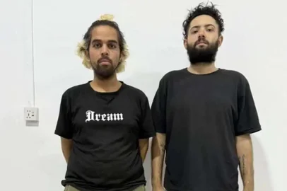Dois brasileiros que estavam submetidos a trabalho análogo à escravidão em Mianmar, na Ásia, conseguiram fugir do cativeiro no último sábado (8). Luckas Viana dos Santos, 31 anos, e Phelipe de Moura Ferreira, 26, foram seduzidos por promessas de emprego na Tailândia, mas acabaram sequestrados e levados a Myawaddy, uma cidade no país vizinho, Mianmar, que vive em guerra civil.<!-- NICAID(15975121) -->