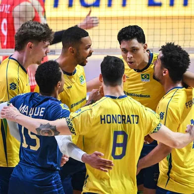 seleção brasileira masculina de vôlei<!-- NICAID(16091821) -->