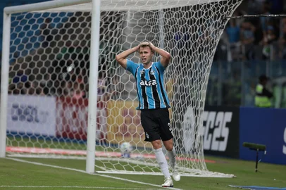 13/05/2025 - Porto Alegre, RS, Brasil - Grêmio vs Godoy Cruz pela Copa Sul-Americana, na Arena - Foto: Jefferson Botega/Agência RBSIndexador: jeff botega<!-- NICAID(16036385) -->