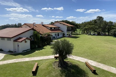 Estância da Oliveiras<!-- NICAID(14713535) -->