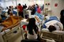PORTO ALEGRE, RS, BRASIL - 02/04/2024 - Hospital de Clínicas atende com emergência super lotada. FOTO: JONATHAN HECKLER, AGÊNCIA RBS<!-- NICAID(15722879) -->