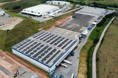 Painéis solares na Mor em Santa Cruz do Sul<!-- NICAID(15931852) -->