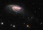 Telescópio Hubble captura imagem de galáxia em formato de água viva