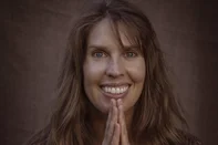 Deva Premal<!-- NICAID(16269776) -->