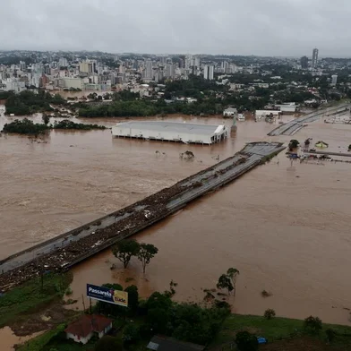 LAJEADO, RS, BRASIL - 03/05/2024 - Situação da BR-386, no município de Lajeado, no Vale do Taquari. FOTO: JEFFERSON BOTEGA, AGÊNCIA RBS<!-- NICAID(15752550) -->